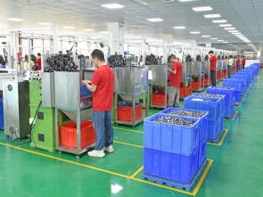 發(fā)條生產車間1